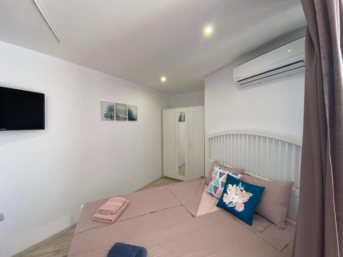 Paradiso 'В' 109 Large Cozy Studio 内塞伯尔 外观 照片
